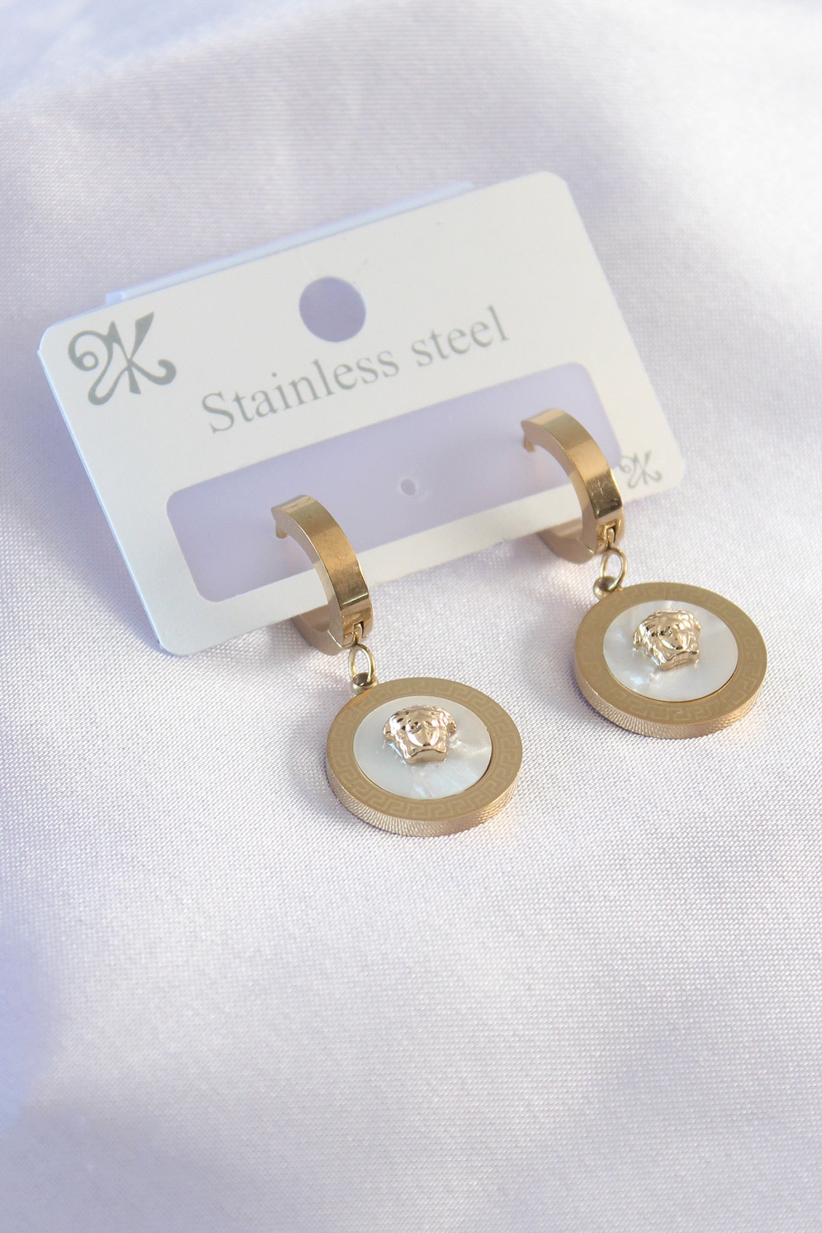 Goldfarbene Damenohrringe aus 316L-Stahl